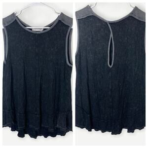 Paper Crane black/gray boho flowy tank